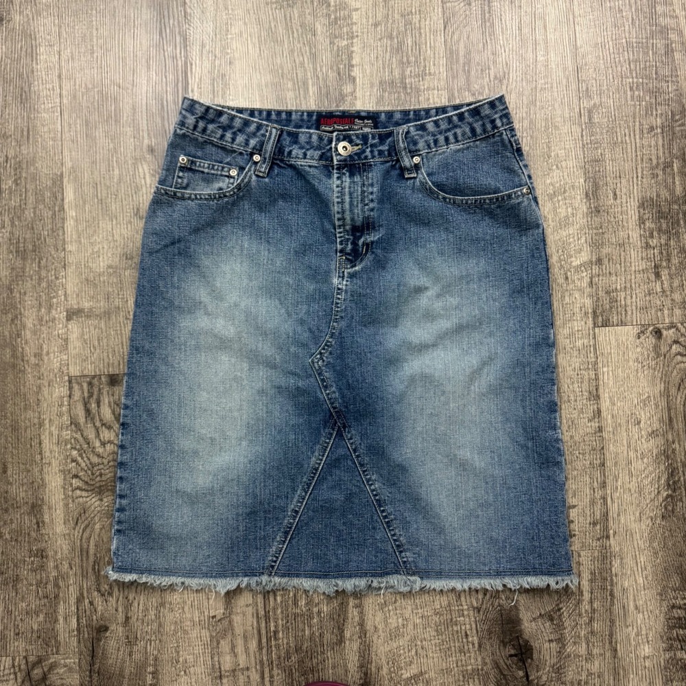 Vintage Y2K Aeropostale Raw Fray Hem Denim Skirt Knee Length Cute Grunge 5/6